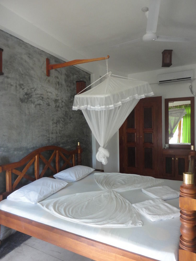 Aaradhya Mirissa Otel Dış mekan fotoğraf