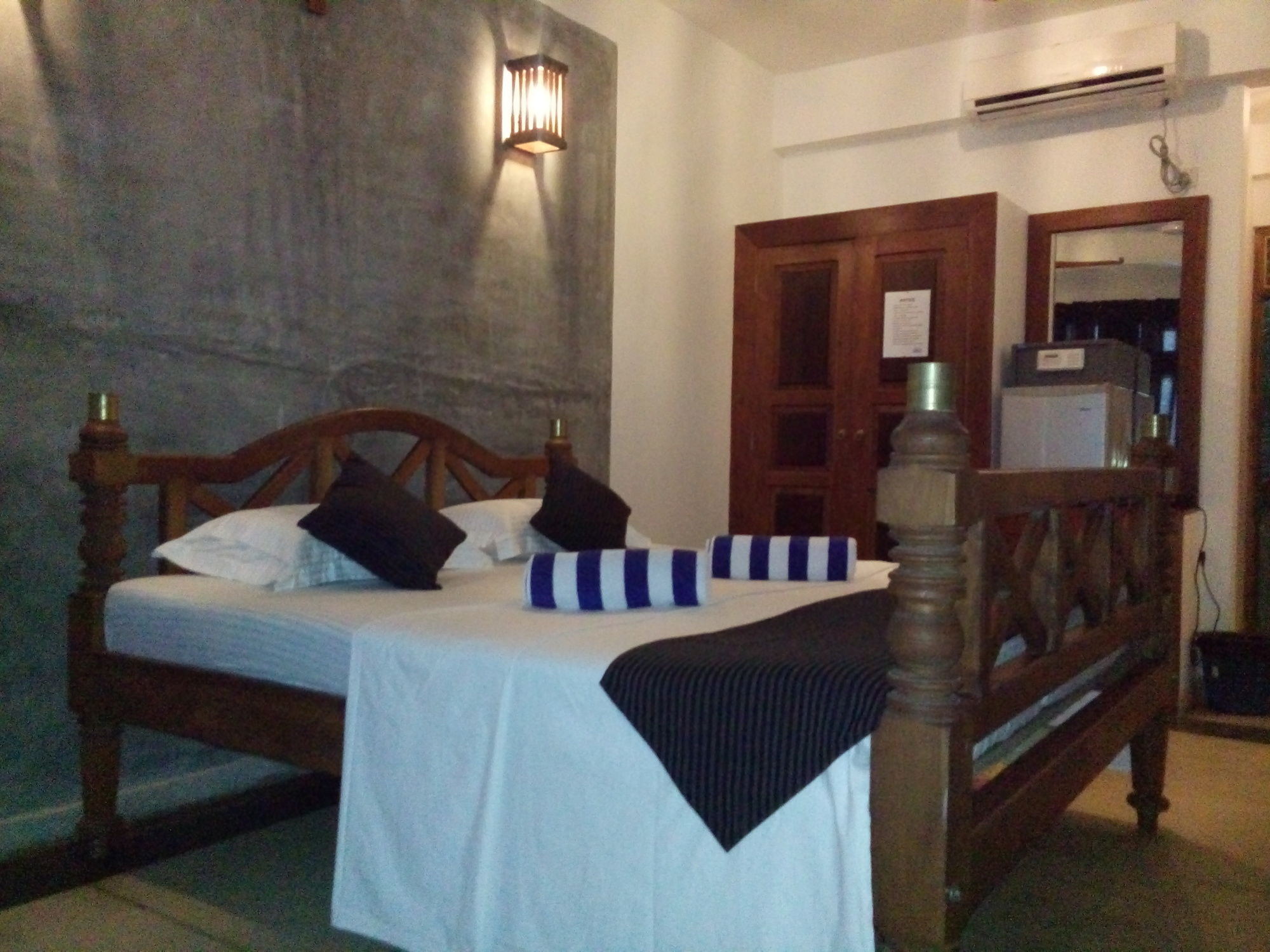 Aaradhya Mirissa Otel Dış mekan fotoğraf