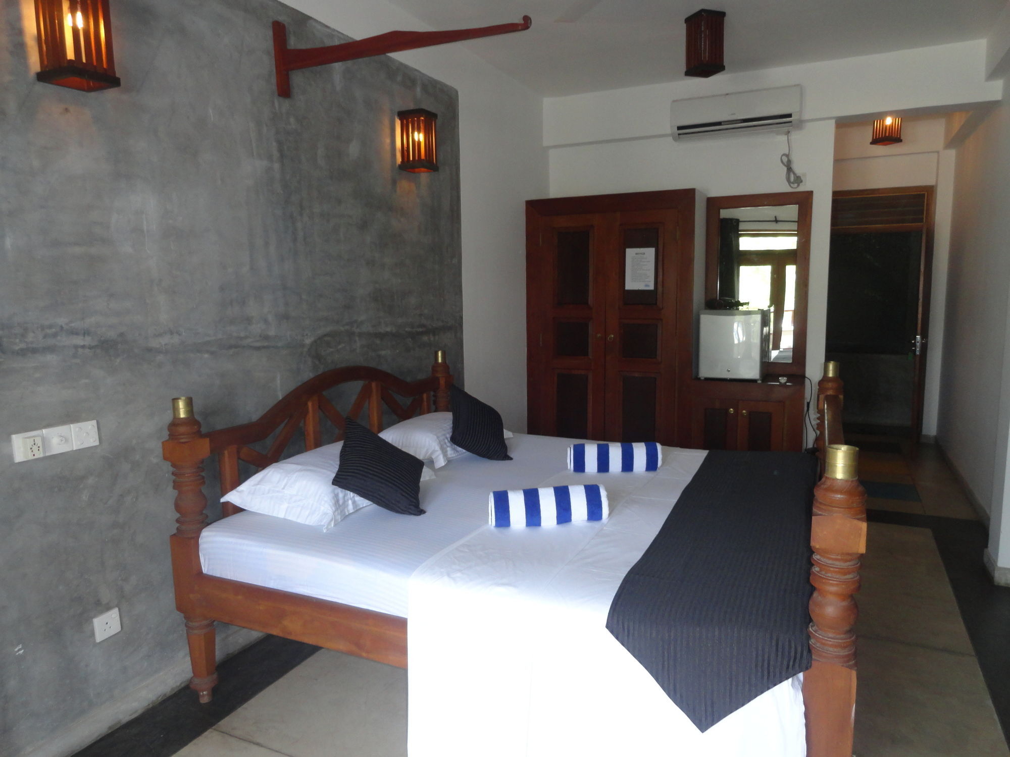 Aaradhya Mirissa Otel Dış mekan fotoğraf